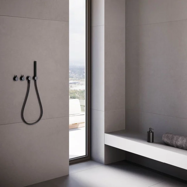 De CEMENT Tile van Piet Boon by Douglas & Jones staat⁣ symbool voor de pure en tijdloze esthetiek van cement, met een natuurgetrouwe uitstraling die de robuuste textuur van beton vangt. In vijf kleuren – White, Beige, Flax, Taupe en Greige – en drie afmetingen, biedt deze serie een solide⁣ basis voor elk interieur: voor zowel wand als vloer. De matte, natuurlijke afwerking versterkt een authentieke look en feel.⁣
.⁣
🏙 Bekijk de andere kleuren en formaten CEMENT Tile (link in bio!)⁣
.⁣
Hier getoond: CEMENT Tile Flax in 120x120 cm.⁣
.⁣
#douglasjonesnl #pietboon #CEMENTTile #tegels⁣
.